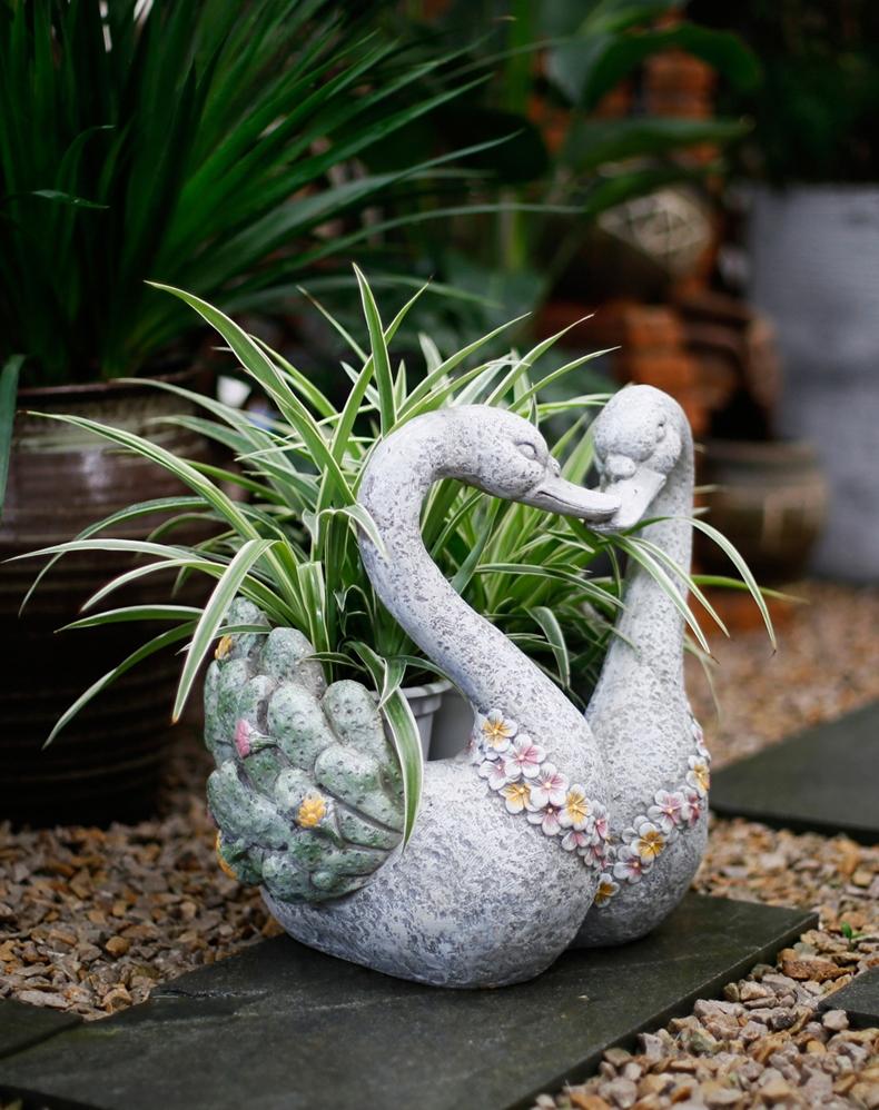 Stunning Large Garden Decor Ideas to Transform Your Outdoor Space