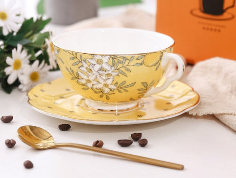 Creative Yellow Ceramic Coffee Cups, Unique Flower Coffee Cups and Saucers, Beautiful British Tea Cups, Creative Bone China Porcelain Tea Cup Set-Art Painting Canvas